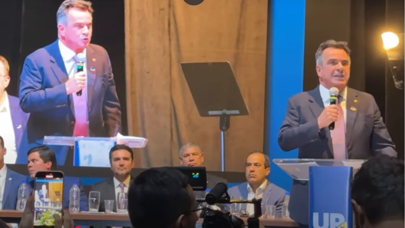 Climão em Brasília: Ministros de Lula vão a evento marcado por duras críticas ao governo